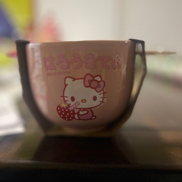 Hello Kitty Ramen bowl with chopsticks - Picture 4 of 4